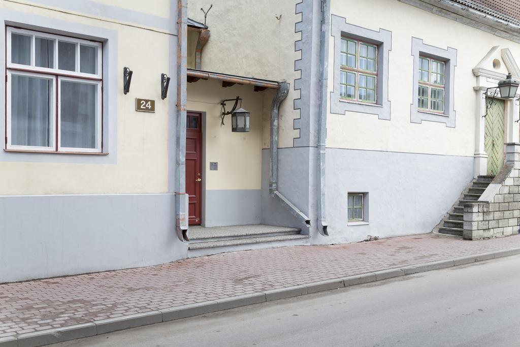 Saaresalu City Center Apartment Pärnu Dış mekan fotoğraf